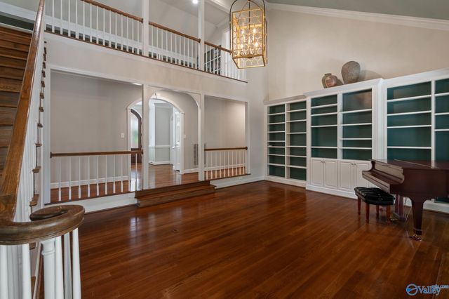 94 SE Scenic Drive SE, Huntsville, AL 35801