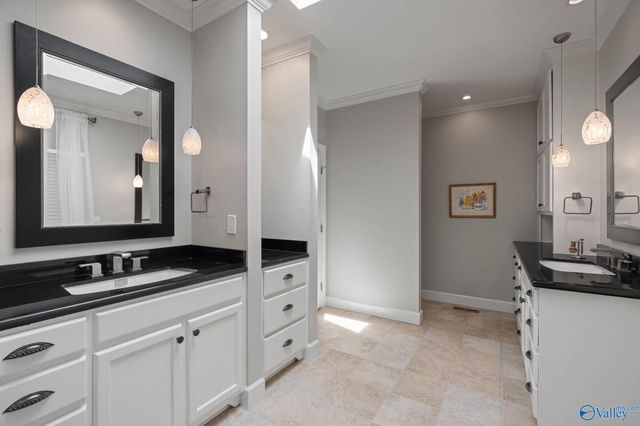 94 SE Scenic Drive SE, Huntsville, AL 35801