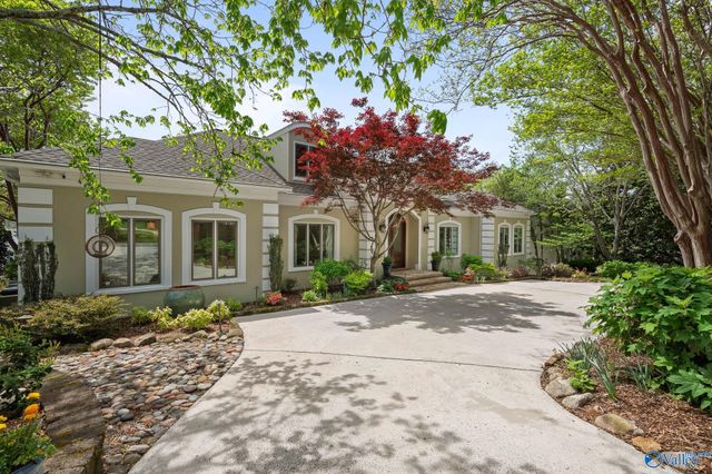 94 SE Scenic Drive SE, Huntsville, AL 35801