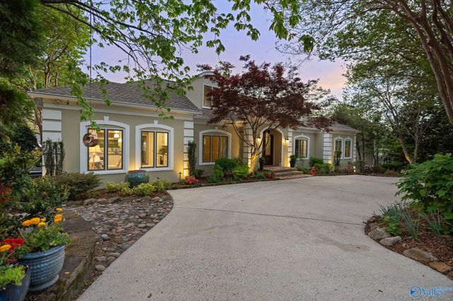 94 SE Scenic Drive SE, Huntsville, AL 35801