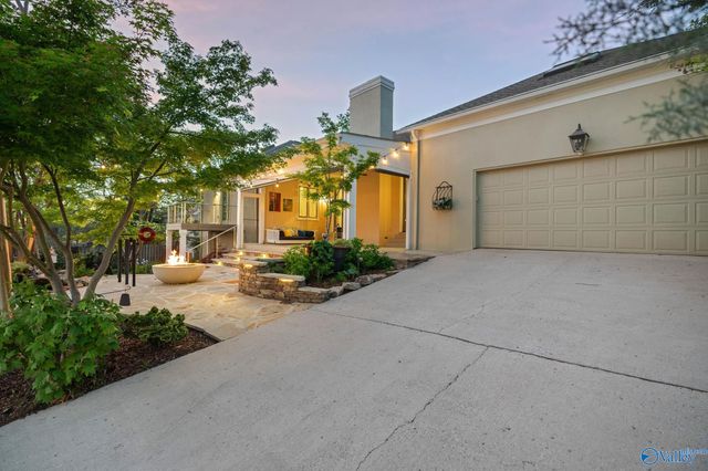 94 SE Scenic Drive SE, Huntsville, AL 35801