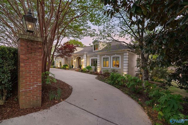 94 SE Scenic Drive SE, Huntsville, AL 35801