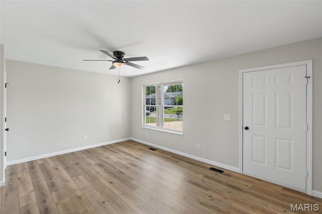 907 Westbrook Drive, Warrenton, MO 63383