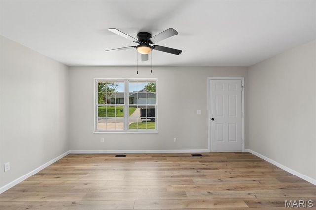 907 Westbrook Drive, Warrenton, MO 63383
