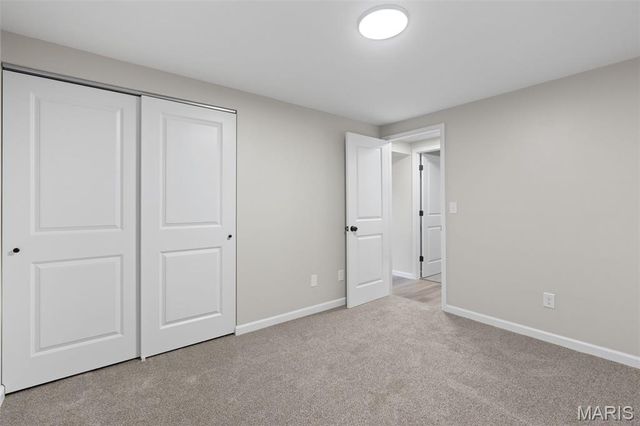 907 Westbrook Drive, Warrenton, MO 63383