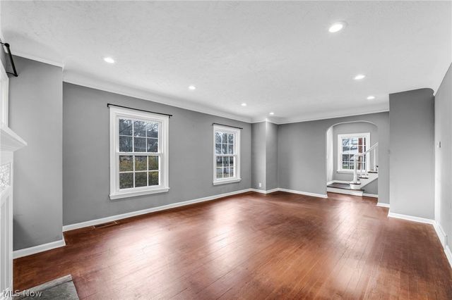 16809 Scottsdale Boulevard, Shaker Heights, OH 44120