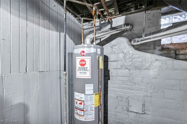 16809 Scottsdale Boulevard, Shaker Heights, OH 44120