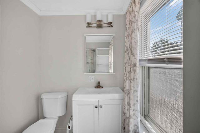 1020 Shirley St 1020, Winthrop, MA 02152