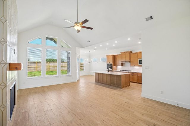 9503 Chateau Hill Drive, Manvel, TX 77578