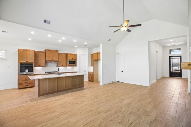 9503 Chateau Hill Drive, Manvel, TX 77578