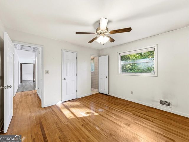 1291 W Sandtown Road, Marietta, GA 30064