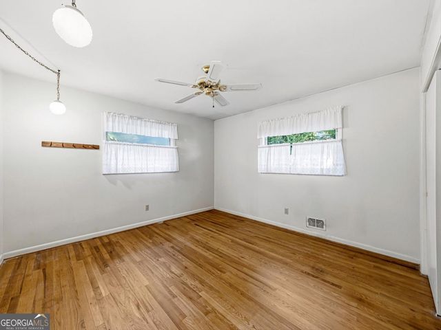 1291 W Sandtown Road, Marietta, GA 30064