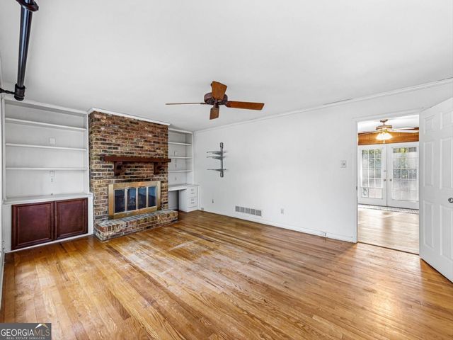 1291 W Sandtown Road, Marietta, GA 30064