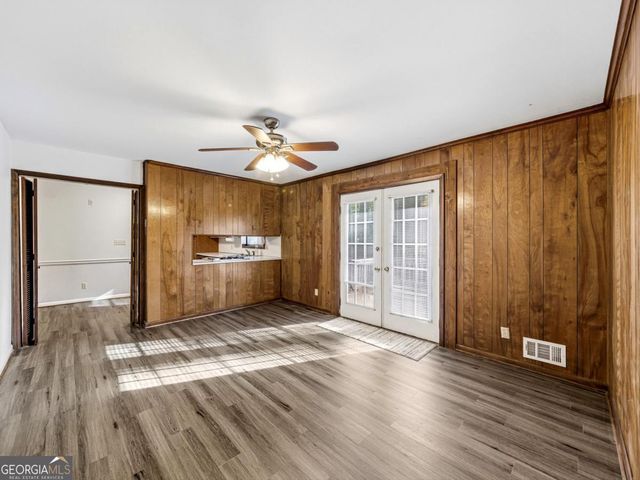 1291 W Sandtown Road, Marietta, GA 30064