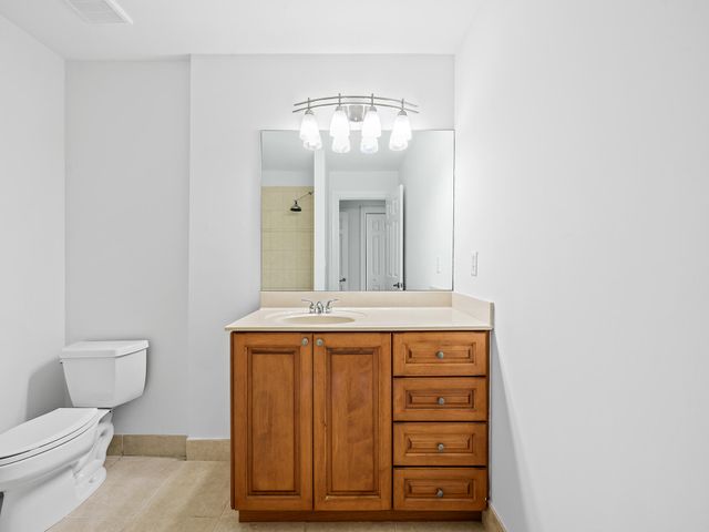 1423 NE 26th Avenue 1423, Fort Lauderdale, FL 33304