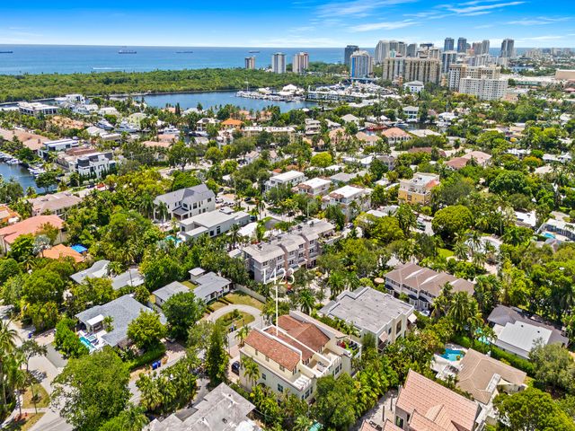 1423 NE 26th Avenue 1423, Fort Lauderdale, FL 33304