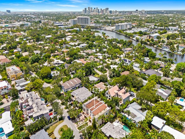 1423 NE 26th Avenue 1423, Fort Lauderdale, FL 33304