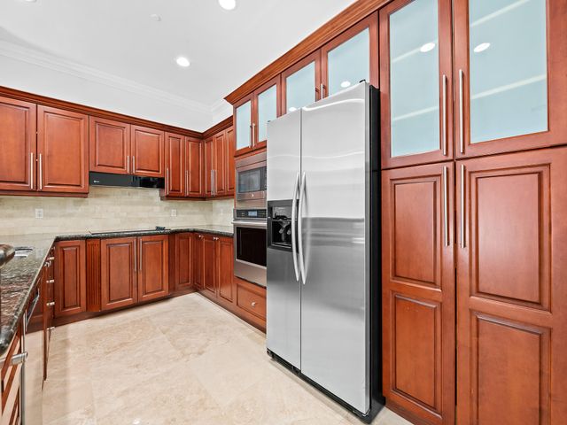1423 NE 26th Avenue 1423, Fort Lauderdale, FL 33304