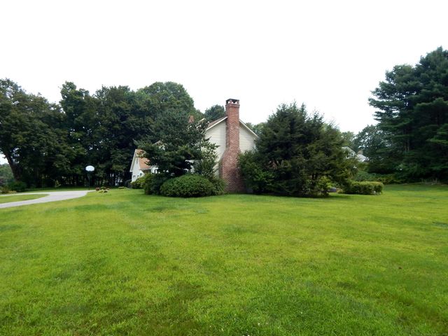 648 North Windham Rd Extension, Windham, CT 06256