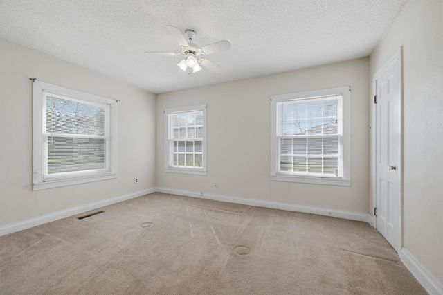 1824 N Binkley Street, Sherman, TX 75092