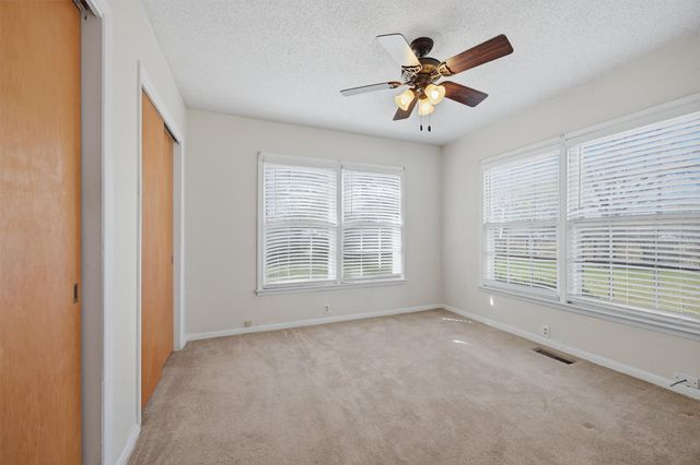 1824 N Binkley Street, Sherman, TX 75092