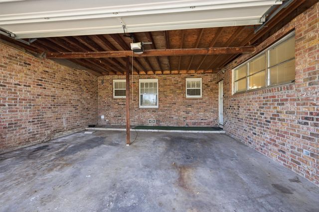 1824 N Binkley Street, Sherman, TX 75092