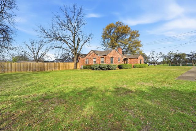 1824 N Binkley Street, Sherman, TX 75092