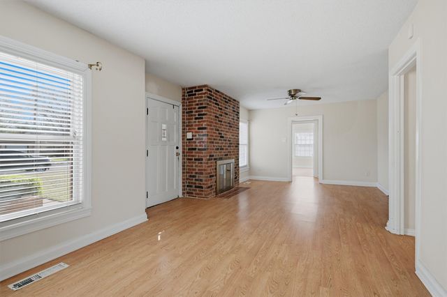 1824 N Binkley Street, Sherman, TX 75092