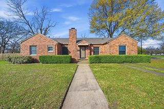 1824 N Binkley Street, Sherman, TX 75092