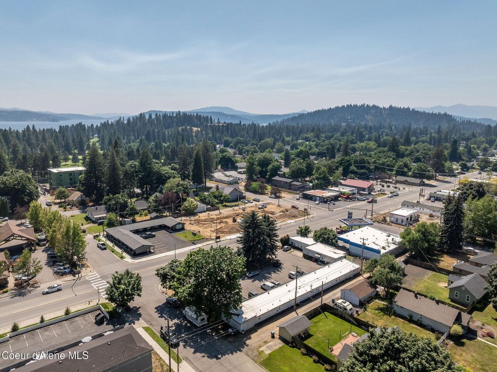 2009 E SHERMAN AVE, Coeur d'Alene, ID 83814 photo 22