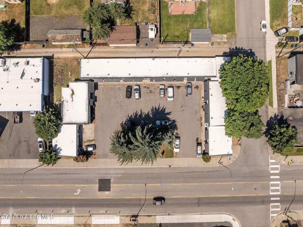 2009 E SHERMAN AVE, Coeur d'Alene, ID 83814 photo 3