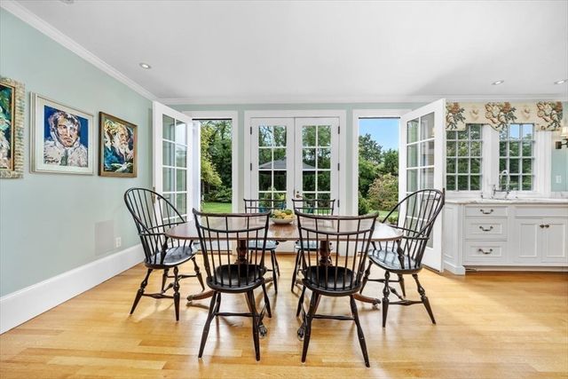 39 Bay Pond Rd, Duxbury, MA 02332