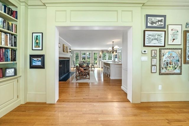 39 Bay Pond Rd, Duxbury, MA 02332