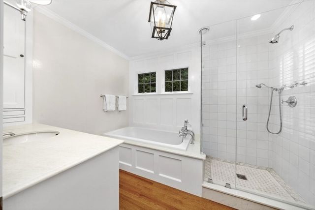 39 Bay Pond Rd, Duxbury, MA 02332