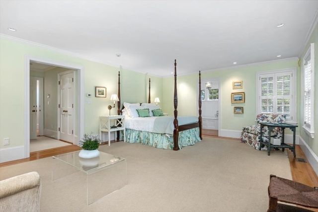 39 Bay Pond Rd, Duxbury, MA 02332