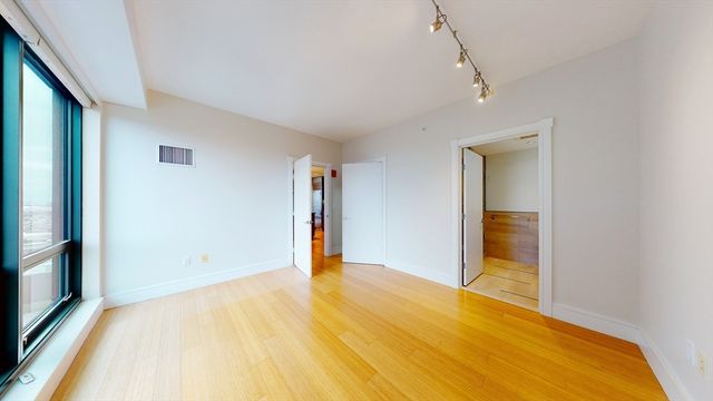 45 Province St 2107, Boston, MA 02108
