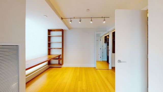 45 Province St 2107, Boston, MA 02108