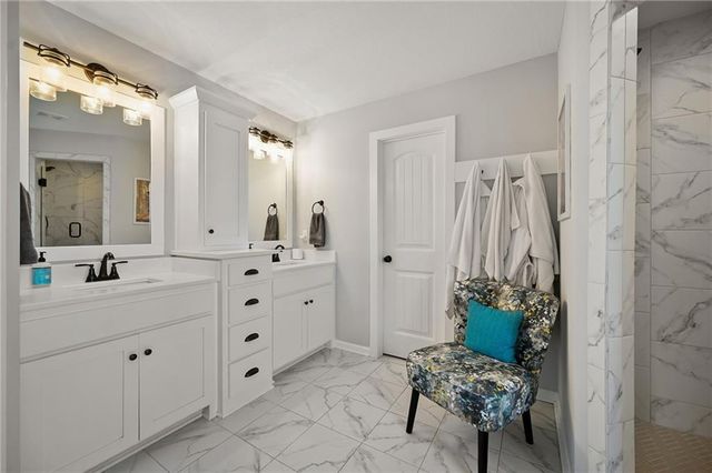 19621 W 197th Terrace, Spring Hill, KS 66083