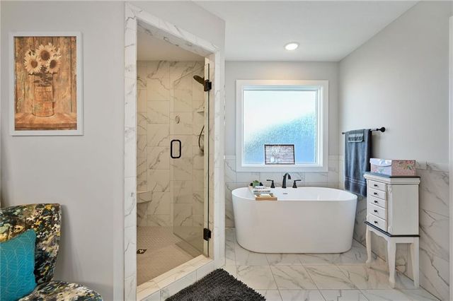 19621 W 197th Terrace, Spring Hill, KS 66083