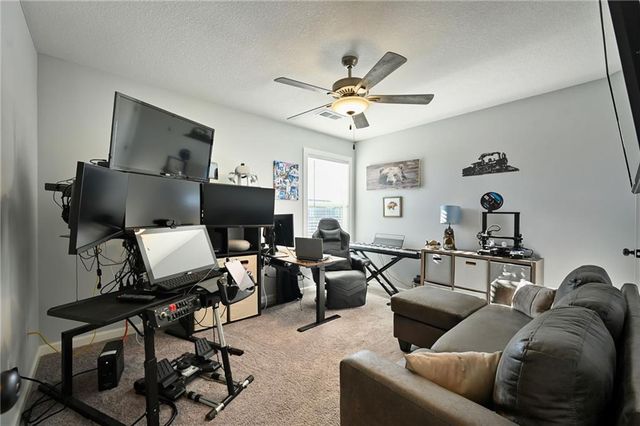 19621 W 197th Terrace, Spring Hill, KS 66083