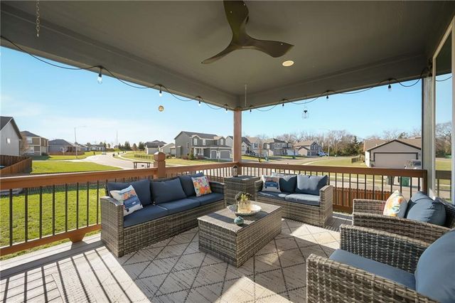 19621 W 197th Terrace, Spring Hill, KS 66083