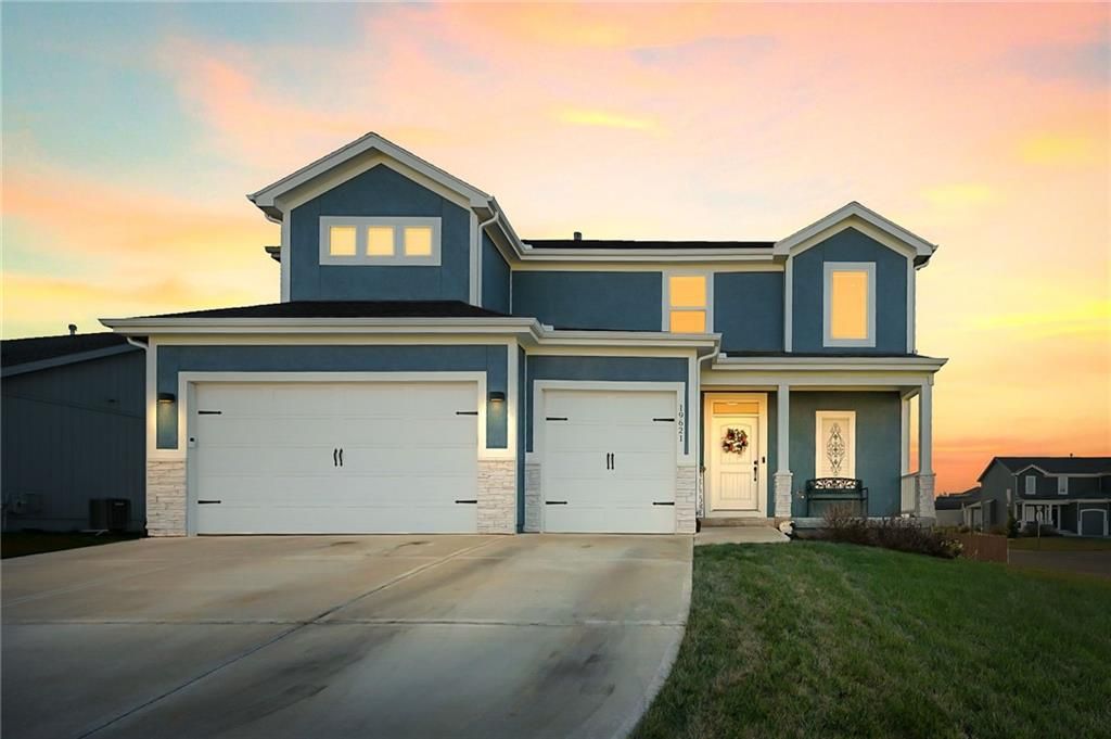 19621 W 197th Terrace, Spring Hill, KS 66083