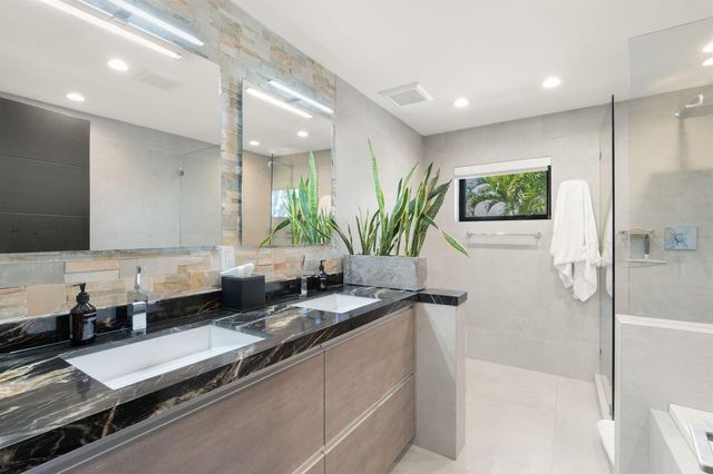 1425 Middle River Drive, Fort Lauderdale, FL 33304
