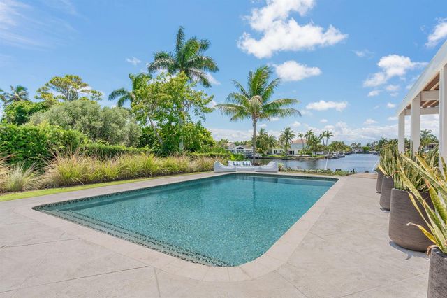 1425 Middle River Drive, Fort Lauderdale, FL 33304