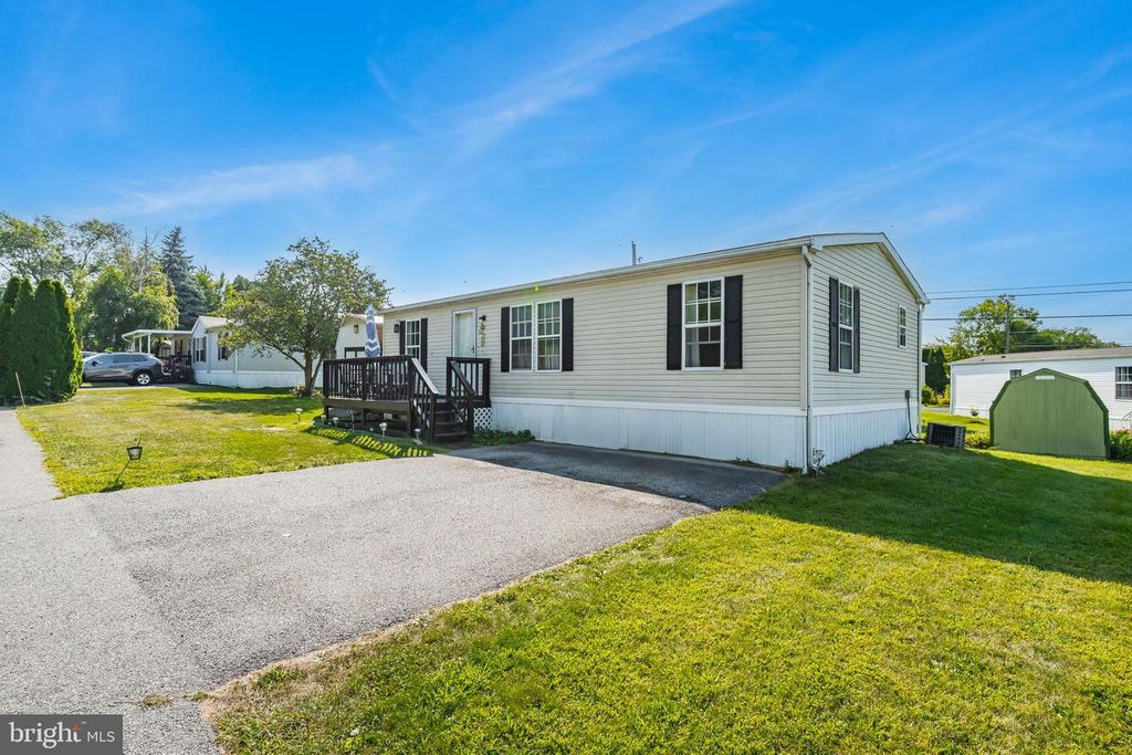 1190 GRANGE RD, Allentown, PA 18106