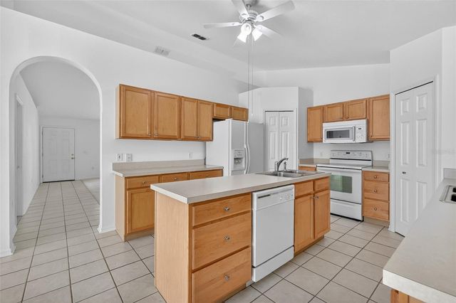 615 BRIARCLIFF ROAD, Eustis, FL 32726