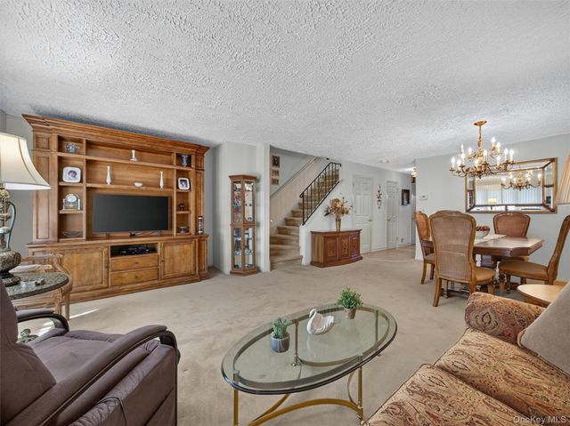 45 Heritage Drive E, New City, NY 10956