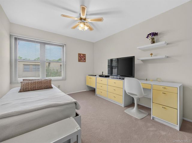 45 Heritage Drive E, New City, NY 10956