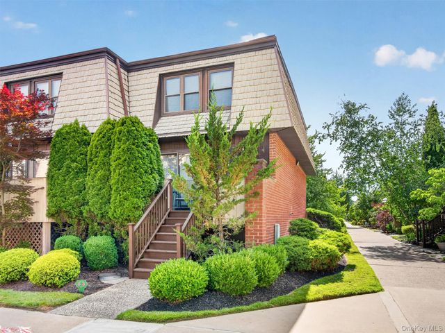 45 Heritage Drive E, New City, NY 10956