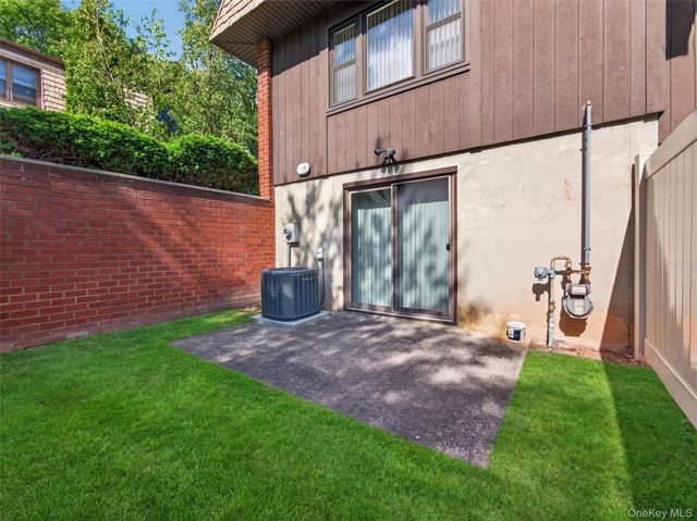 45 Heritage Drive E, New City, NY 10956